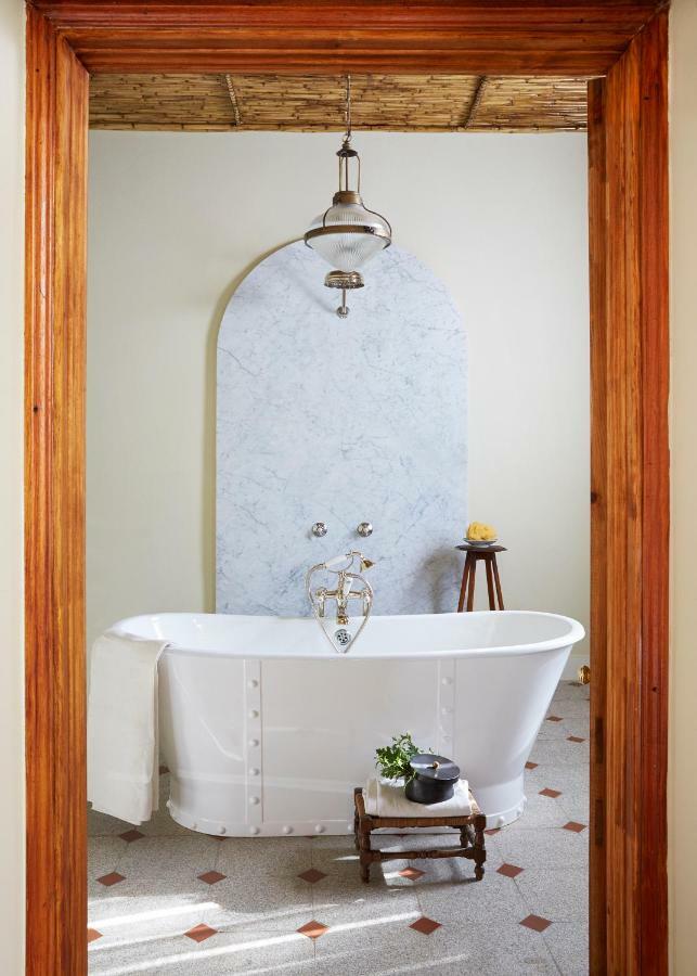 Jonkmanshof - 30 Bath Bed & Breakfast Montagu Bagian luar foto