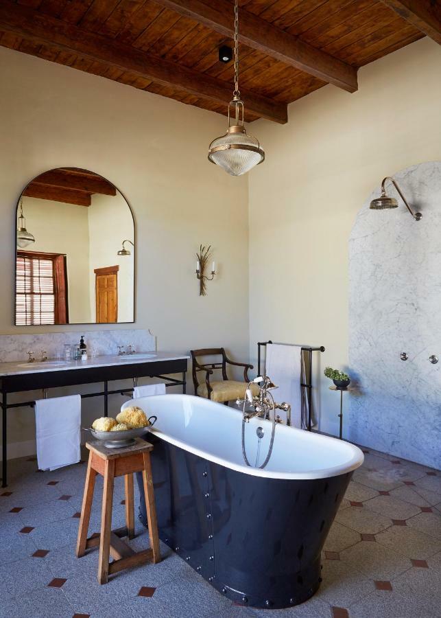 Jonkmanshof - 30 Bath Bed & Breakfast Montagu Bagian luar foto